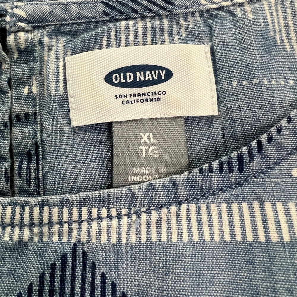 💙🤍 NWOT OLD NAVY Blue & White Print Boxy Short Sleeve Top | Sz XL - Picture 4 of 6